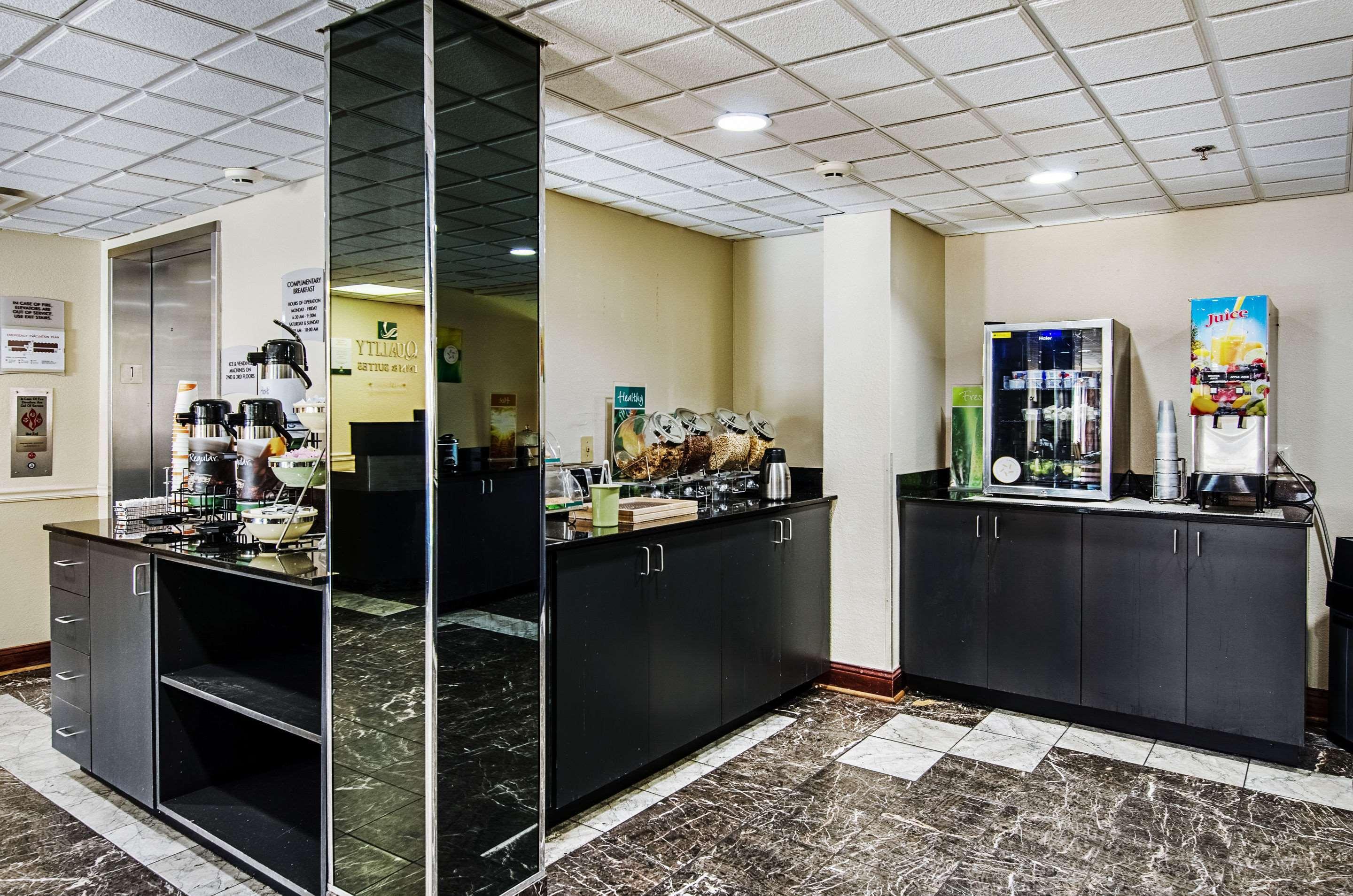 Quality Inn & Suites I-81 Exit 7 Бристоль Экстерьер фото
